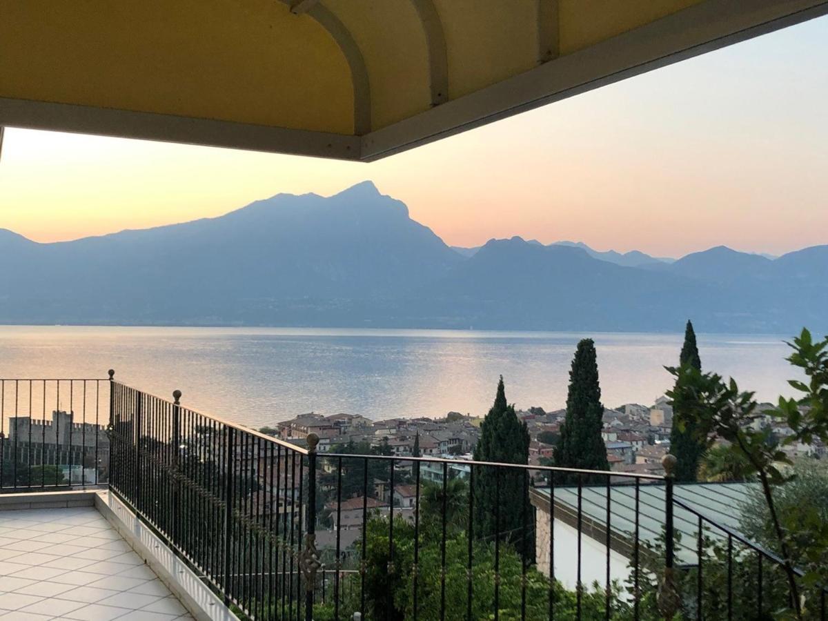 Appartamento La Perla Torri Del Benaco Exterior foto